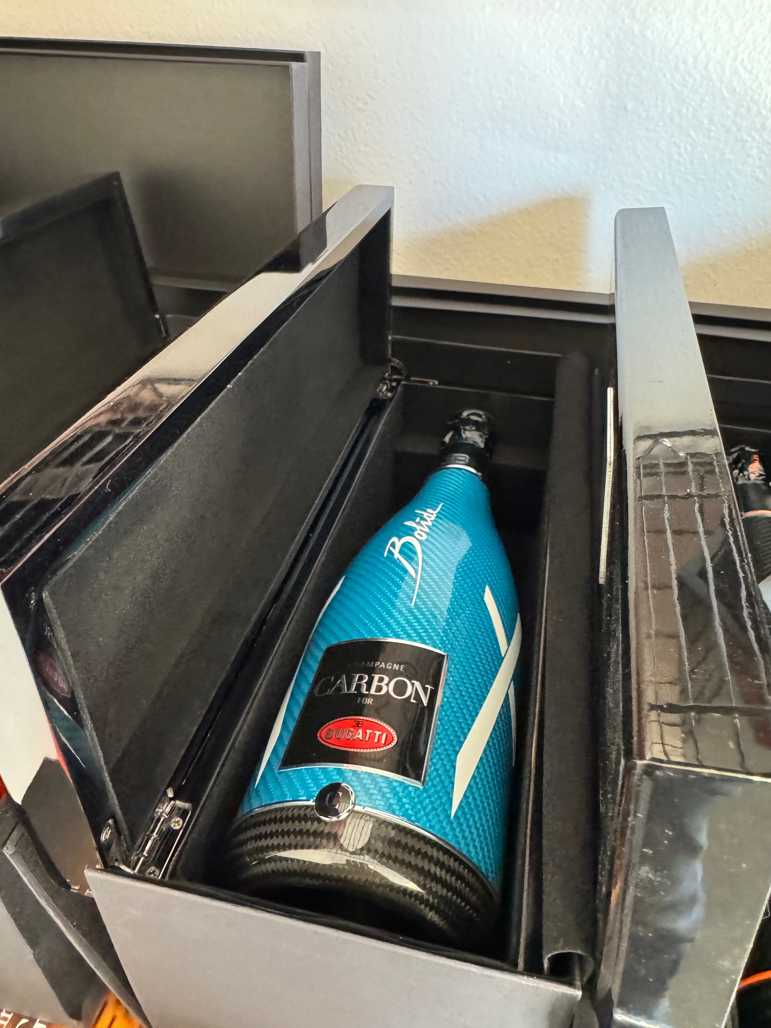 Bugatti Sparkling Wine Gift 750x1